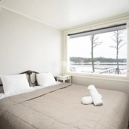 Villa Dyyni - South Facing - Seafront - Jacuzzi *