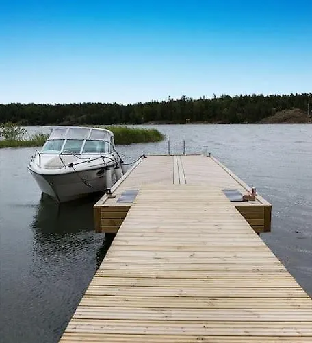 Dyyni - South Facing - Seafront - Jacuzzi 赫尔辛基