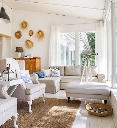 别墅 Dyyni - South Facing - Seafront - Jacuzzi 赫尔辛基