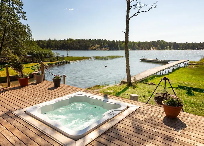 Dyyni - South Facing - Seafront - Jacuzzi 别墅