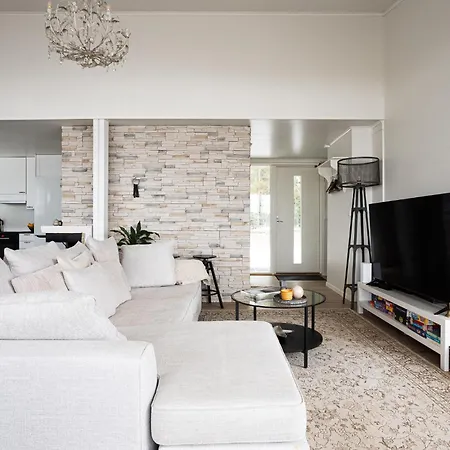 Dyyni - South Facing - Seafront - Jacuzzi * Helsingfors